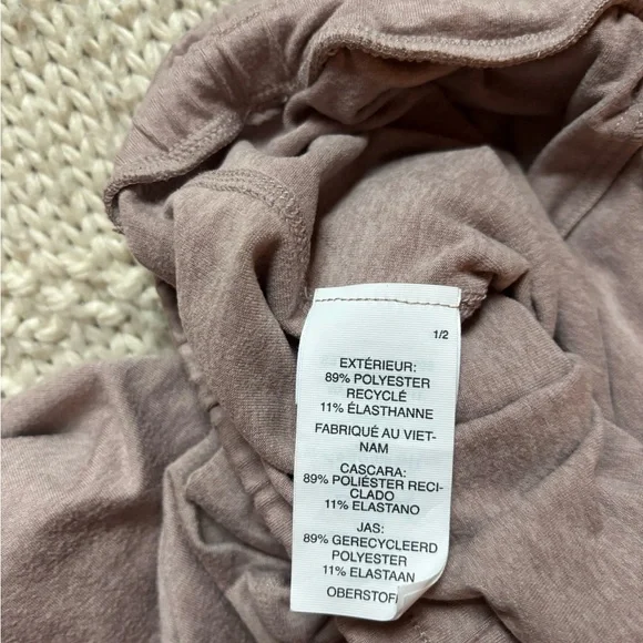 Vuori Performance Joggers - Picture 7 of 7